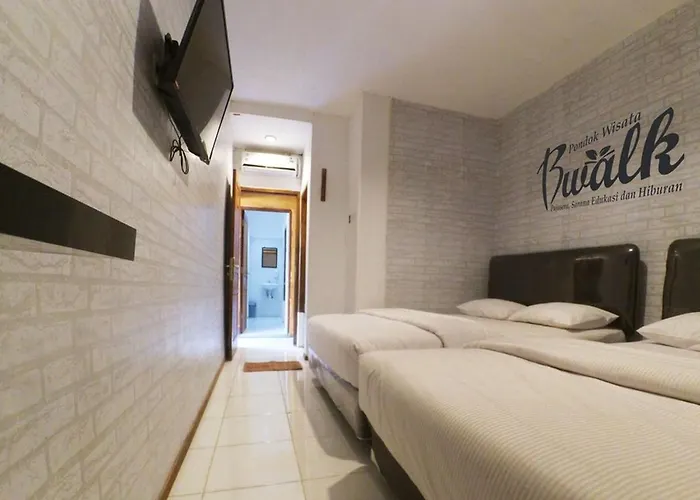 Hotel Bwalk Premier Malang