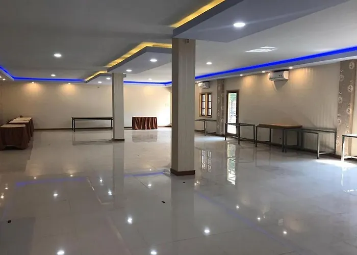 Hotel Bwalk Premier Malang